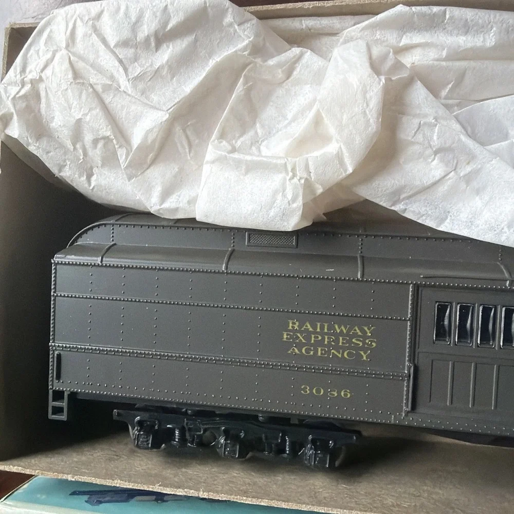 HO scale Athearn New York Central standard diner w/clerestory roof VTG In‎ Box